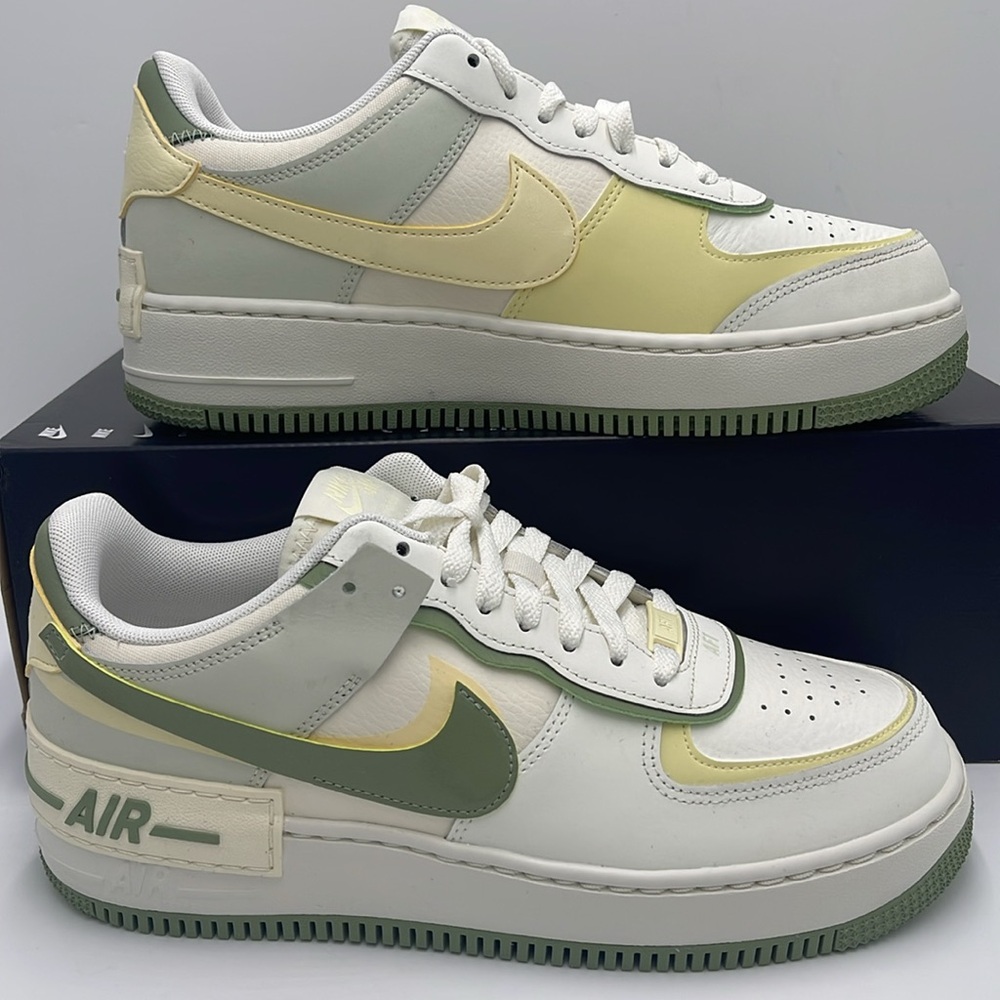Nike Air Force 1 Shadow
Women's Shoes - Picture 3 of 16
